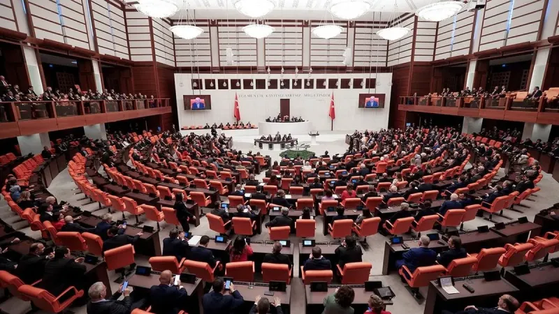 10. Yargı Paketi TBMM'de kabul edildi! Kasten yaralama ve tehdit suçuna yönelik hapis cezaları artırılıyor: İşte detaylar
