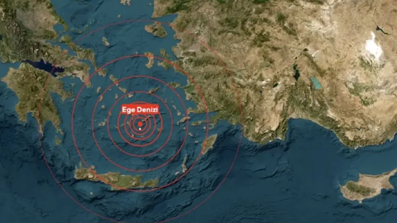 Ege'de 6'lık Deprem! Uzmanlardan Korkutan Uyarılar Peş Peşe