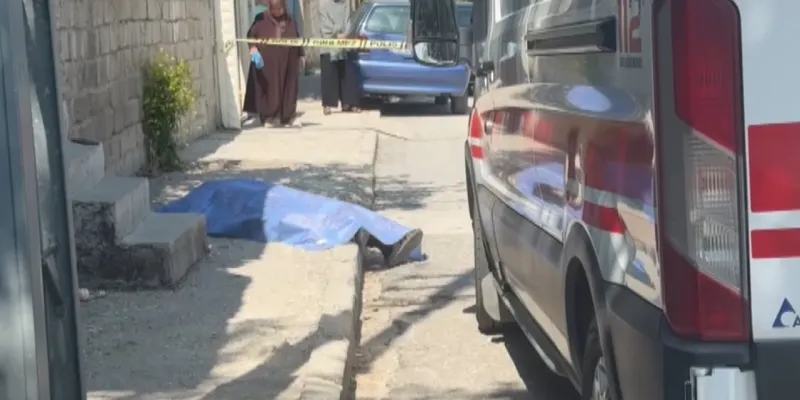 Konya'da Şok Ölüm! 71 Yaşındaki Adam Kaldırımda Can Verdi