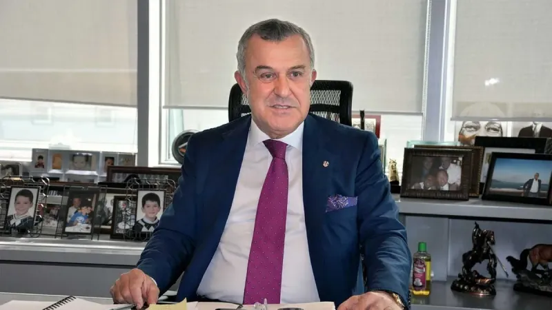 Ahmet Ürkmezgil'den Şok Hamle! Beşiktaş Divan Başkanlığına Aday mı?