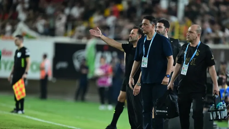 Okan Buruk'a Şok Eleştiri: Galatasaray Ne Yapıyor?