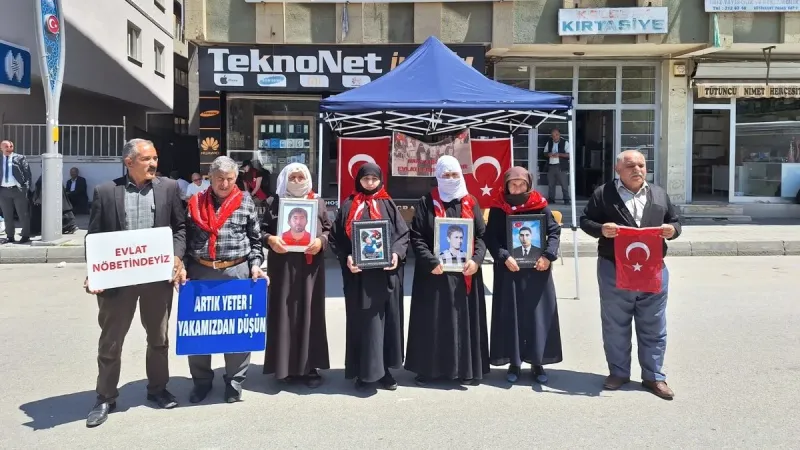 Anneler Direniyor: Evladım Gelsin Diye Odasını Hazırladım!