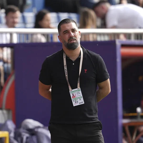Arda Turan Eyüpspor'dan Ayrıldı! İşte Şok Veda Kararının Ardındaki Neden