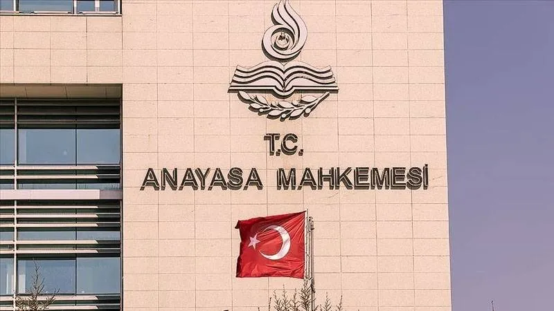 AYM'den Şok Karar! Hakaret Yasası İptal Edildi! Neden?