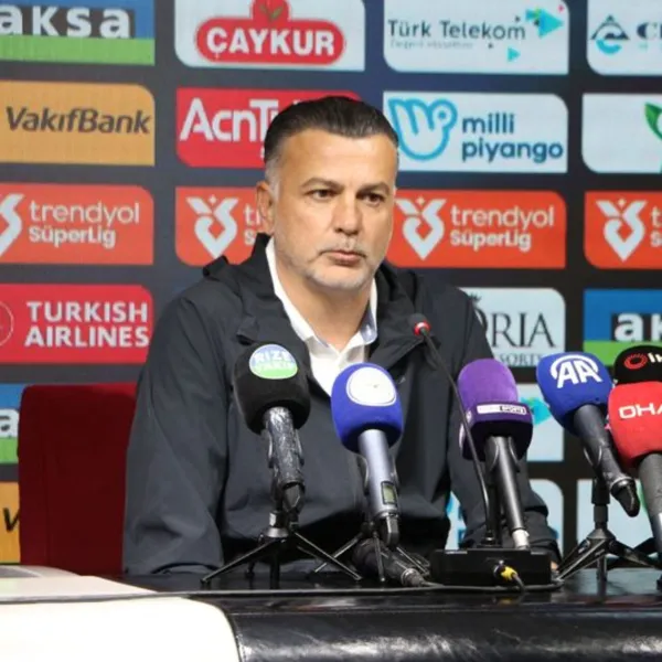 Hatayspor Teknik Direktörü Şahin'den Şok Sözler: Eksik Kadro Mu?