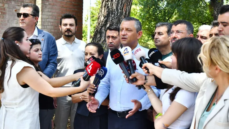 CHP Genel Başkanı Özgür Özel: Soruşturma, Manisa'nın savcılarına emanet