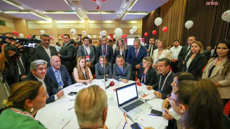 CHP'nin Yeni Parti Programı: 10 Başlıkta Büyük Değişim!