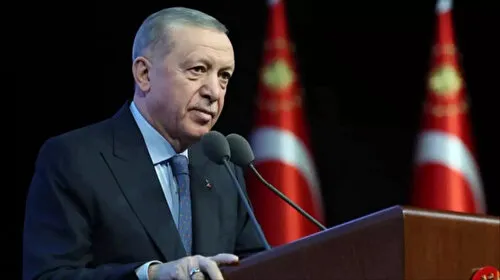 Cumhurbaşkanı Erdoğan'dan önemli açıklamalar: Darbe anayasasından bu milleti kurtaracağız