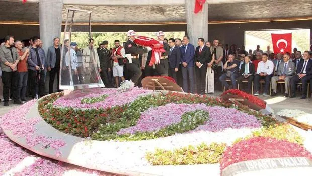 Demirel'in Vasiyeti Şaşırttı! 10. Yıl Anmasında Neler Ortaya Çıktı?