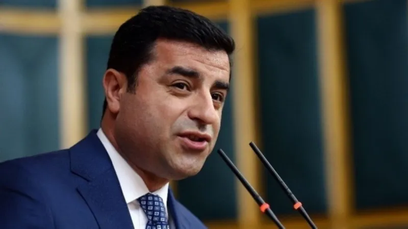 Demirtaş’tan CHP çıkışı: '12 metrekarelik hücremden görüyorum...'