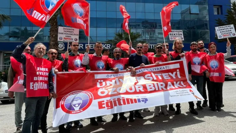 Eğitim-İş İzmir 4 No’lu Şube: Üniversitelerimiz bilim değil rant üreten kurumlara dönüştürülüyor