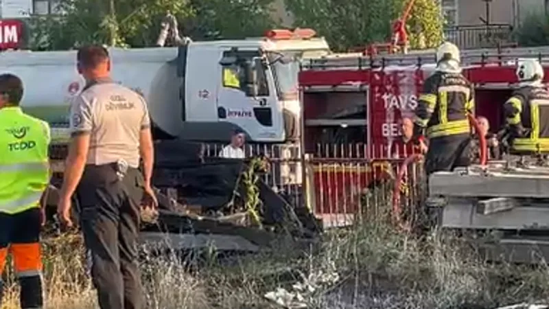 Kütahya'da Korkunç Yangın! Kargalar Elektrik Tellerini Kopardı