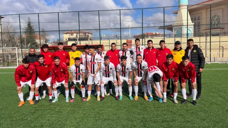 Eskişehirspor U17'den Şampiyona Özel Karşılama! Maç Detayları