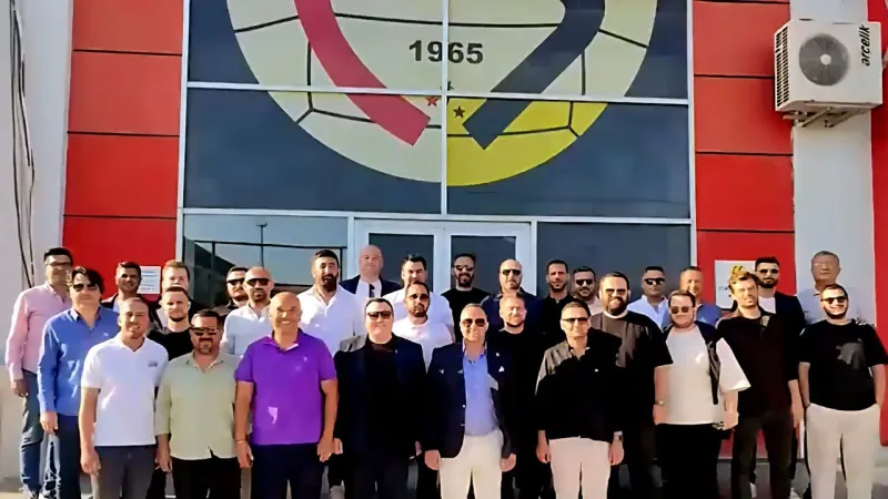 Eskişehirspor'da Şok Gelişme! Yeni Sezon Planları Alt Üst Mü?