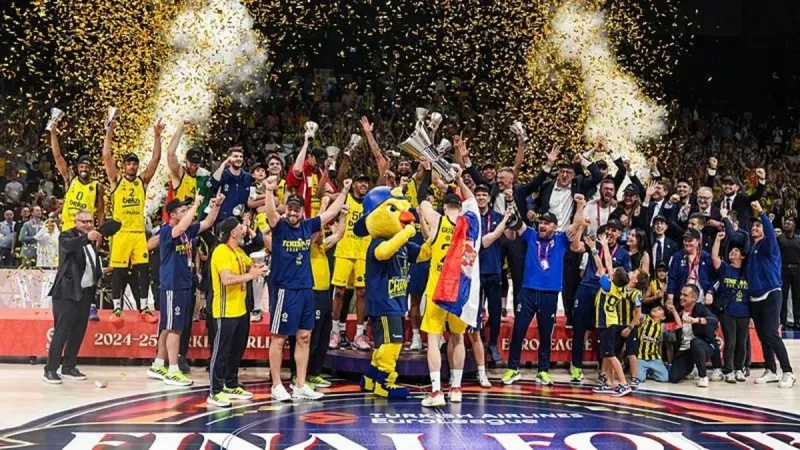 Fenerbahçe Beko taraftarıyla buluşacak!