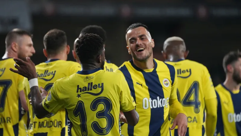 Fenerbahçe'de ayrılık rüzgarı esmeye başladı!