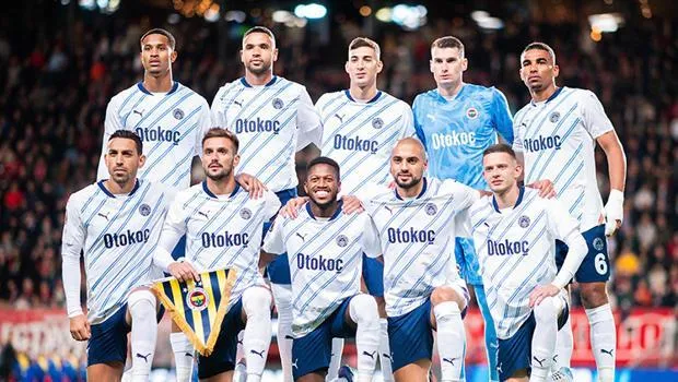Fenerbahçe'de Şok Ayrılıklar! Mourinho'dan İki Yıldıza Satış Onayı mı?