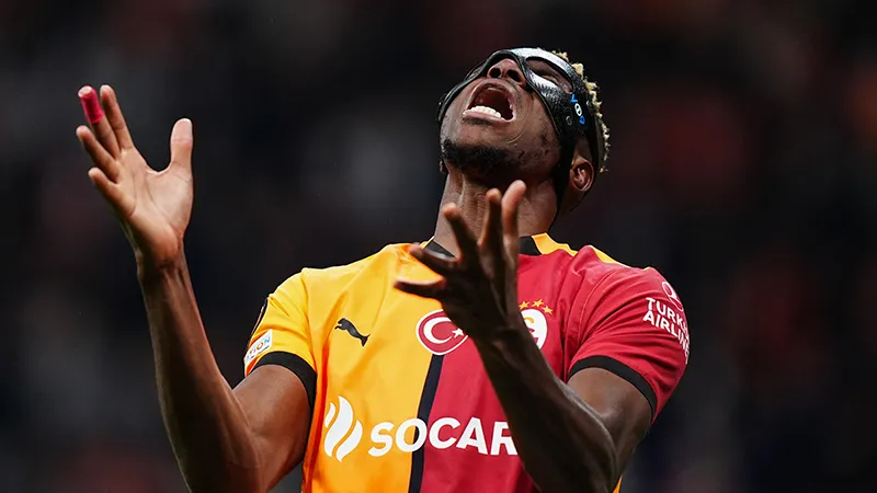 Galatasaray'dan Transfer Bombası! Osimhen Geliyor Mu? Kaleci Kim?