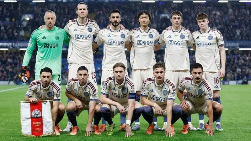 Ajax Çöküşte mi? Galatasaray'ın Rakibi Alarm Veriyor!