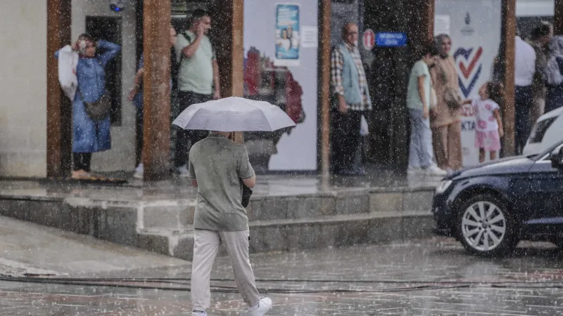 Hafta sonu plan yapanlar dikkat! Meteoroloji'den sarı ve turuncu uyarı geldi