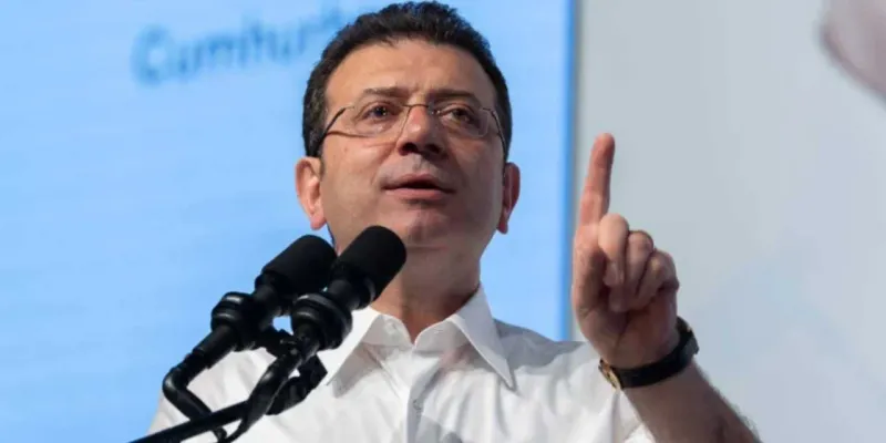 İmamoğlu'ndan Şok Çağrı: "Biz Çoğunluğuz, Onlar Bir Avuç!"