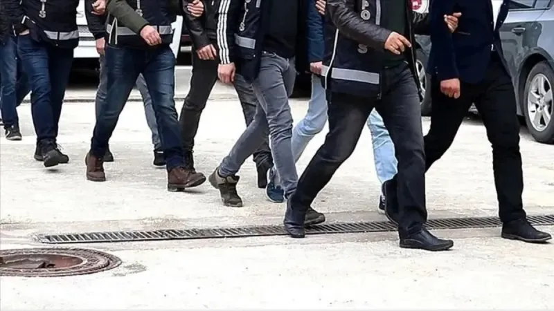 İstanbul merkezli 36 ilde büyük operasyon | 61 muvazzaf asker FETÖ'den cezaevinde!