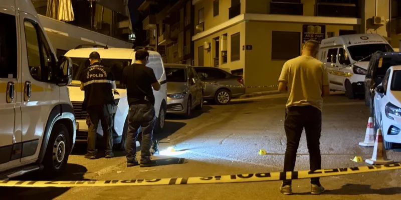 İzmir'de Kanlı Hesaplaşma! Sokak Ortasında Silahlar Konuştu: 1 Ölü