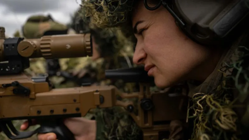 Jandarma Keskin Nişancılarından Mükemmel Atış! Hedef Şaşırmıyor