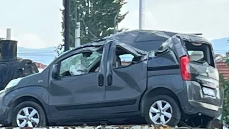 Kütahya'da Feci Kaza! Araç Takla Attı, Sürücü Yaralı Kurtuldu
