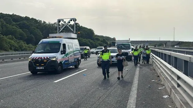 Kuzey Marmara Otoyolu'nda Dehşet! Zincirleme Kazada 5 Yaralı