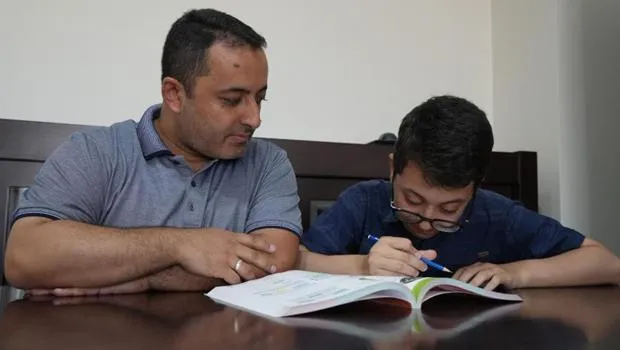 LGS birincisi engel tanımadı! Günde 2 saat çalıştı şampiyon oldu: Çok fazla soru çözmektense...