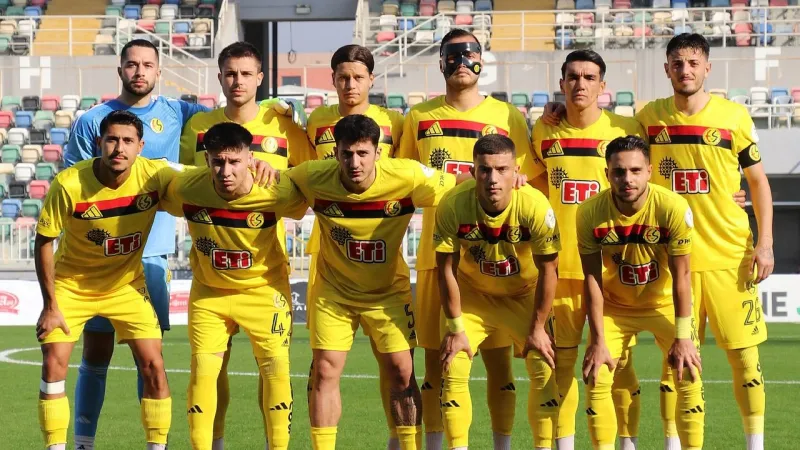 3. Lig'de Zirve Hesapları! Karşıyaka Deplasmanda Terleyecek Mi?