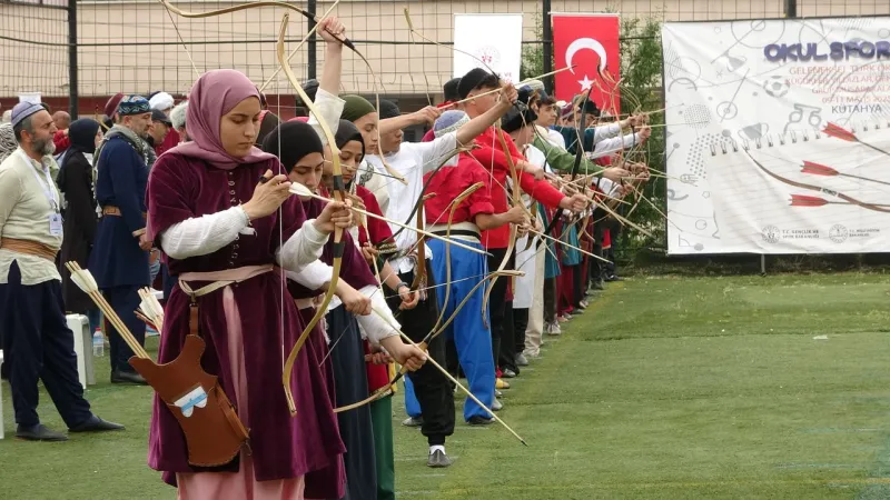 Okçuluk Şöleni! 700 Sporcu Kütahya'da Buluştu (Eskişehir de Oradaydı!)