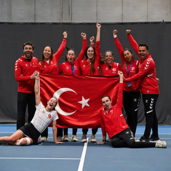 A Milli Kadın Tenis Takımı Tarih Yazdı! Bu Başarı Şok Etti!
