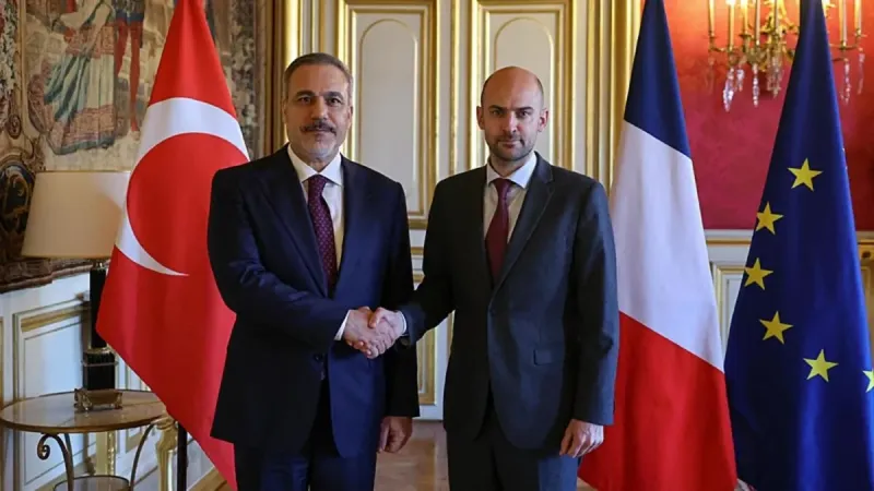 Fidan'dan Kritik Paris Ziyareti: AB'ye Yeni Güvenlik Mimarisi Çağrısı!