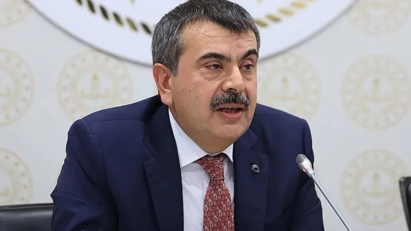 Bakan Tekin'le Tartışan Öğretmen Açlık Grevine Mi Başlıyor? ŞOK İddia!