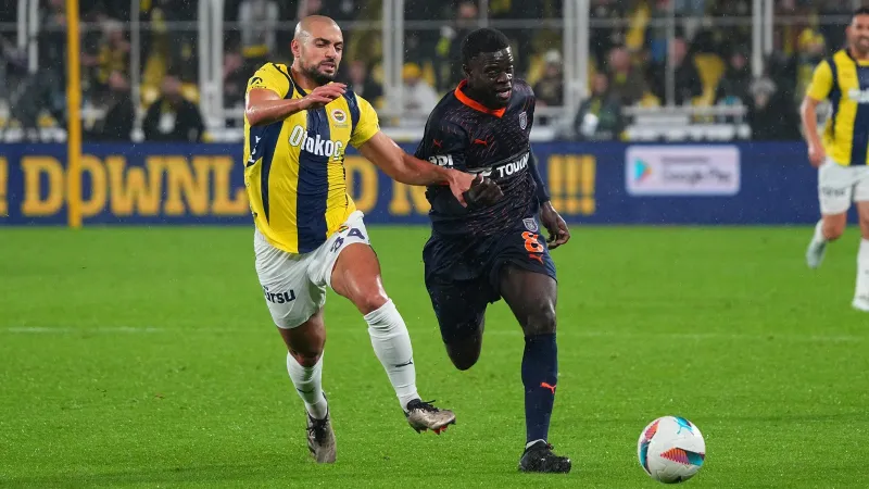 Başakşehir-Fenerbahçe Derbisi: Saat Kaçta? Muhtemel 11'ler Şok Edecek!
