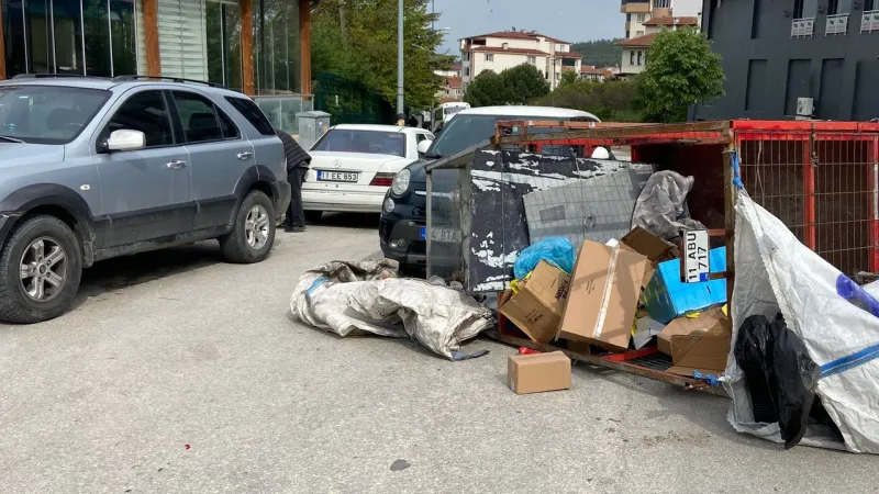 Bilecik'te Motosiklet Kazası! Sürücü Yaralı Kurtuldu