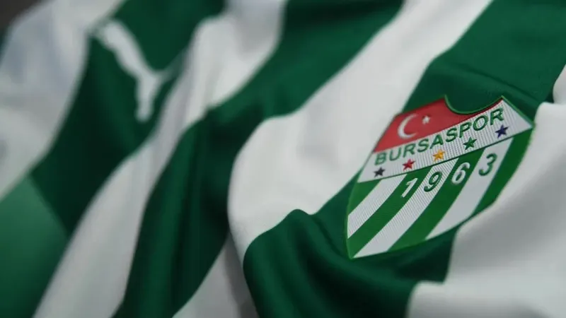 Bomba Transfer! Bursaspor Süper Lig Yıldızını Kaptı!