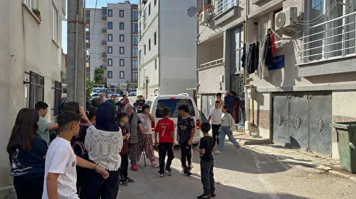 Çöp Kavgası Kılıçlı Saldırıya Dönüştü! Komşular Birbirine Girdi