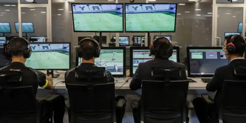 Fenerbahçe Maçına Atanan VAR Hakemi Şok Etti! Neler Oluyor?