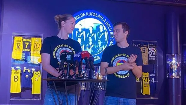 Emma Meesseman'dan Şampiyonluk Sözü: Fenerbahçe Zirveye Oynuyor!