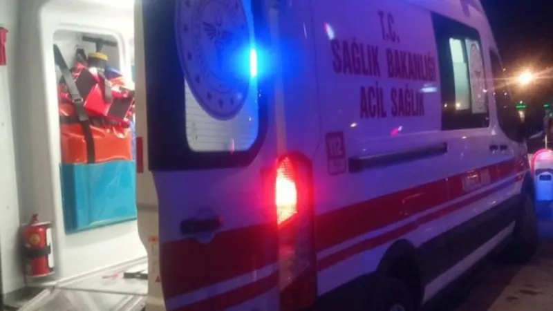 Yıldırım Düştü! Telefonla Konuşurken Hayata Tutundu