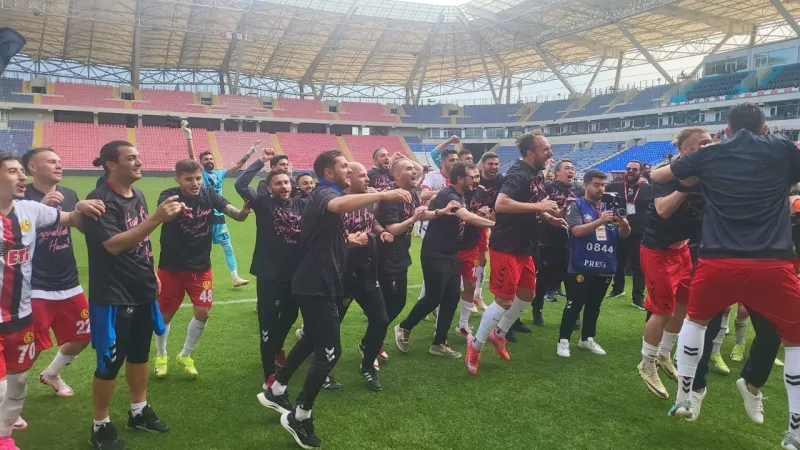 Eskişehirspor Şampiyon! İşte Dost Kulüplerin Coşkulu Kutlamaları