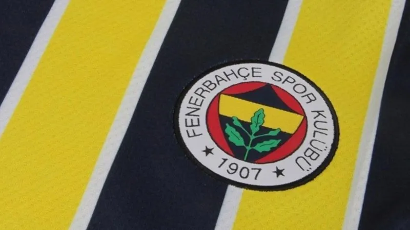 Fenerbahçe'de Şok! 2 Futbolcuya Zorla Getirme Kararı!