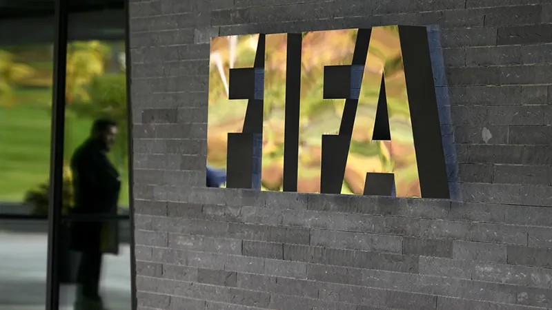 FIFA'dan Süper Lig Ekibine Ağır Darbe: 3 Dönem Transfer Yasağı!