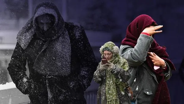 İstanbul'da Kar Sürprizi! Nisan Ayında Hava Buz Kesti, İşte Detaylar!