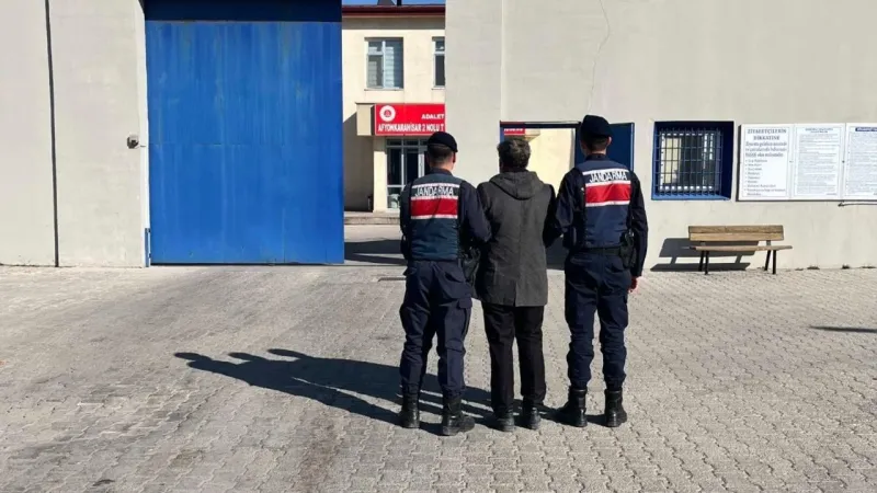 Hırsızlık suçundan aranan şahıs Bayat'ta jandarma operasyonuyla yakalandı
