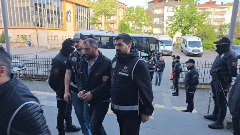 Ereğli'de Silah Kaçakçılığı Baskını! 7 Şüpheli Adliyede!