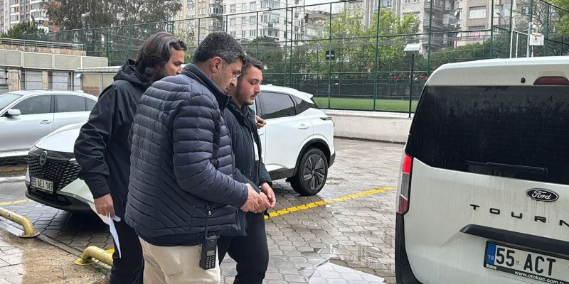 Kız Arkadaşına Baktı İddiası! Kanlı Bıçaklı Kavga, Sonrası Şok!